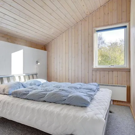 Holiday home Dagna - 200m From The Sea In Sealand By Interhome Tjorneholm