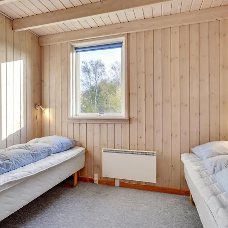Dagna - 200m From The Sea In Sealand By Interhome * Tjorneholm