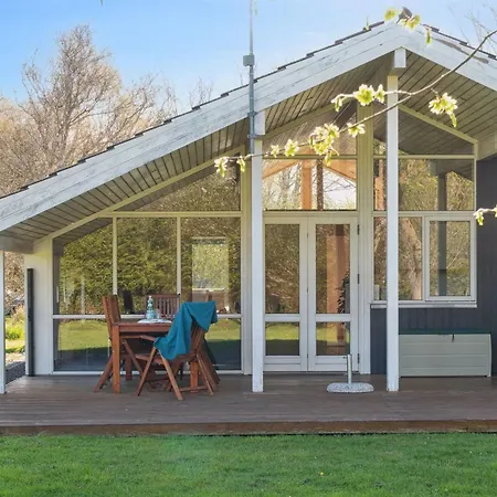 Hébergement de vacances Dagna - 200m From The Sea By Interhome Tjørneholm